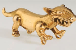 Pre-Colombian gold figure
